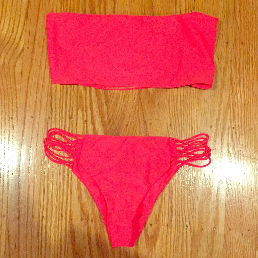 Mikoh Kauai Top Kapalua Bottom Size S